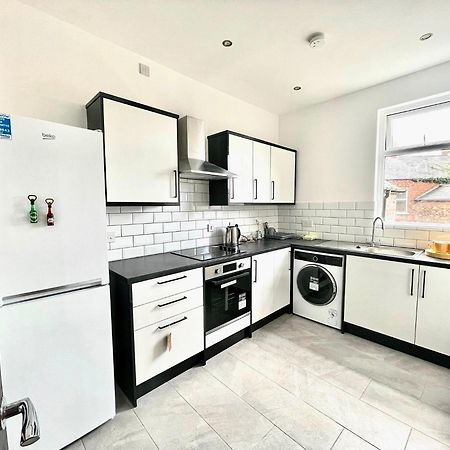 Entire Yellowapt Near Belfast City Centre - Free Parking - Up To 3 Guests - 2 Beds المظهر الخارجي الصورة